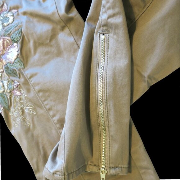 White House Black Market Skinny Zip Ankle Floral Embroidered Pants Women's 14 - Picture 4 of 10